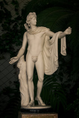 Obraz premium Vorontsov Palace Marble Greek God Sculpture Crimea
