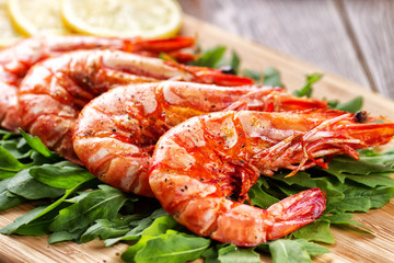 Grilled prawns with rocket salad