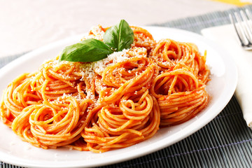 Spaghetti with tomato sauce