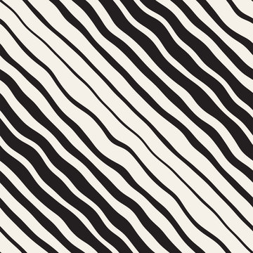 Vector seamless black and white hand drawn diagonal wavy lines pattern. Abstract freehand background design © Samolevsky