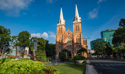 Fototapeta na wymiar Notre-Dame Cathedral Basilica of Saigon, officially Cathedral Basilica of Our Lady of The Immaculate Conception is a cathedral located in the downtown of Ho Chi Minh City, Vietnam