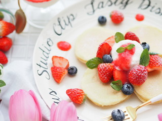 イチゴのパンケーキ