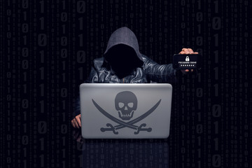 Anonymous hacker finds the password on the mobile