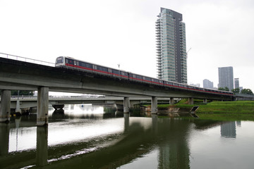 Fototapeta na wymiar シンガポールの交通を担う地下鉄
