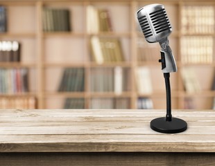 Mic.