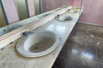 Abandoned and ruined bathrooms