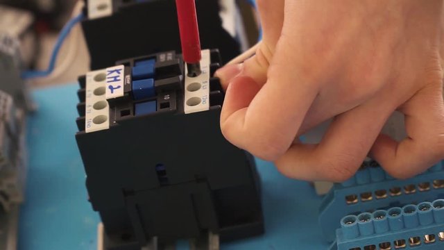 working with electronic constructor