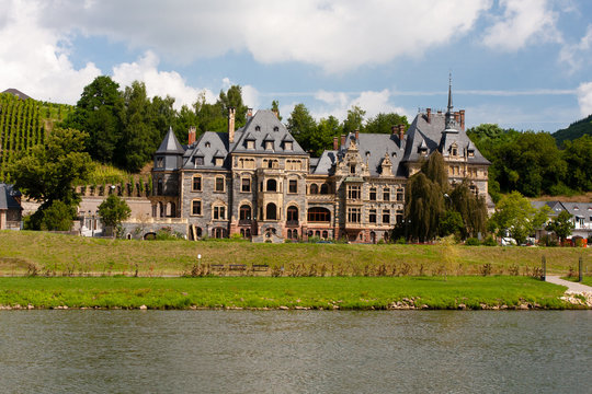 Schloss Lieser an der Mosel