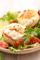 goat cheese salad