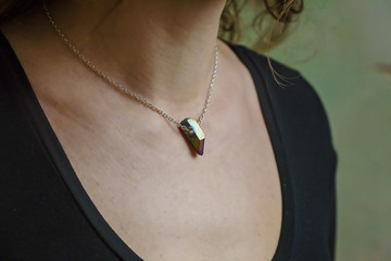 Elegant natural stone necklace