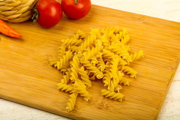 Raw fussili
