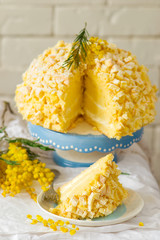 ITALIAN MIMOSA CAKE