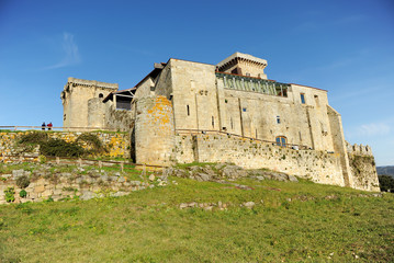 Fototapeta na wymiar Castillo de Monterrey en Verín, provincia de Orense, Galicia, España