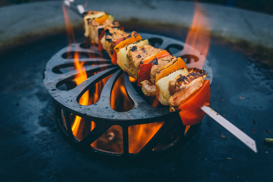 Feuerplatte grilled smoked BBQ Burger & Steak Fireplate Plancha