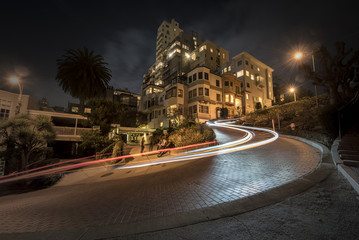 Lombard street curves at night