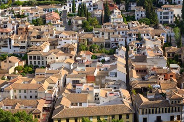 Fototapeta na wymiar スペインアンダルシア地方の住宅街俯瞰 丘陵に建ち並ぶアンダルシア地方の町並みが印象的だ。