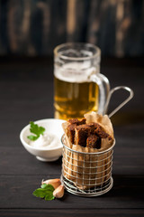 Rye croutons with dill