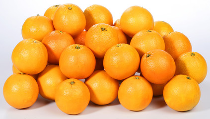 Closeup of sliced oranges on a market
