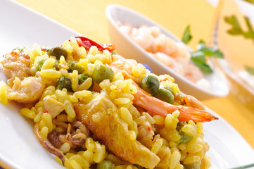 Paella spagnola, closeup