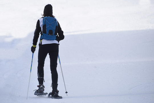 ciaspole racchette da neve camminare sulla neve 