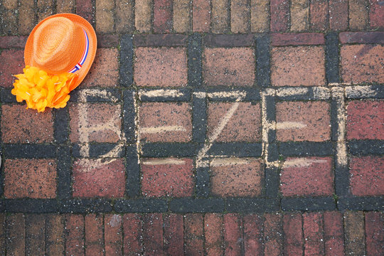 Occupied written in Dutch