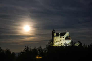 Obraz premium Medieval castle in village Bobolice on Jura Krakowsko-Czestochowska, Silesia , Poland