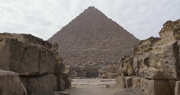 pyramide avec travelling