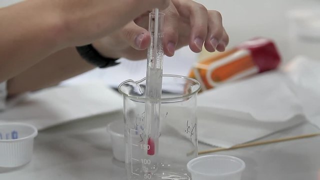 Temperature measurement of chemical solution