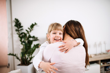 Picture of hugging mother and daughter