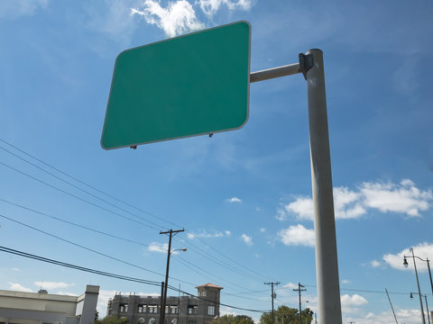 Blank Green Street Sign