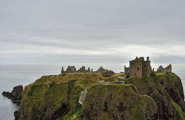 Fototapeta na wymiar Castelo de Dunottar na Escócia