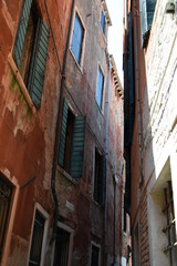 Fototapeta na wymiar a house in Venice