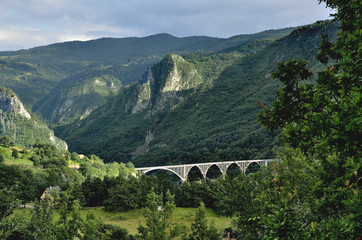 Viaduct over the Tara canyon