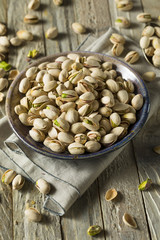 Raw Organic Green Fresh Pistachios