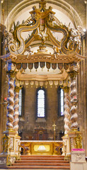 Fototapeta premium Central nave of the in the Cathedral of San Vigilio or Cathedral of Trento, Trentino Alto Adige, Italy.