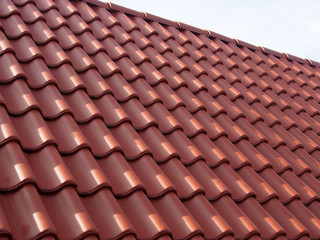 Dachsanierung: Hausdach, Dachpfannen, Dachziegel