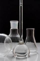 Pharmazeutische Glasgefäß im Labor