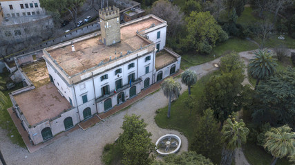 Fototapeta premium Aerial view of Villa Sciarra is an urban villa in Rome located on the slopes of the Gianicolo hill between the districts of Trastevere and Monteverde, next to the Gianicolan Walls. Now it is a park.