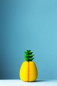 Honeycomb pineapple