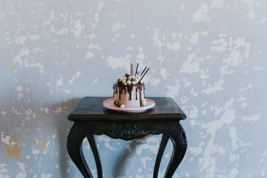delicious chocolate drip cake