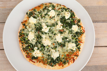 Pizza mit Spinat