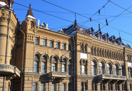 Санкт-Петербург, Литейный проспект, дом 20. Офицерское собрание армии и флота - Дом офицеров Лениградского военного округа (начало)