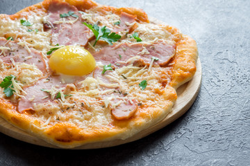 Pizza Carbonara