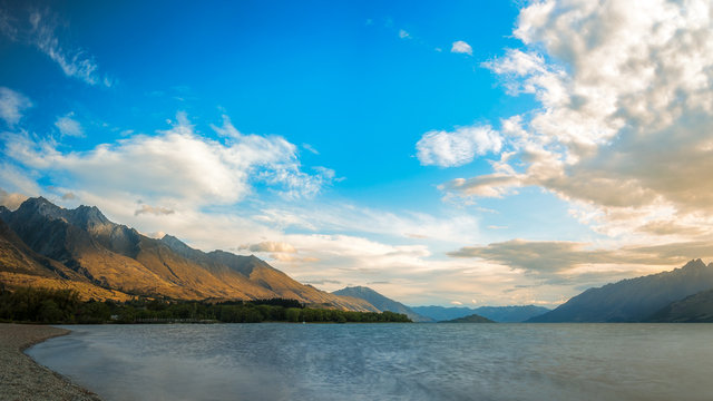 Sunset at the Northern end of Lake Wakatipu at Glenorchy in New Zealand, South Island.