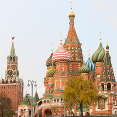 Fototapeta na wymiar St. Basil's Cathedral on Red Square and tower of Moscow Kremlin, Moscow