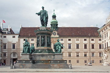 Fototapeta na wymiar Denkmal Kaiser Franz, Wien, Österreich