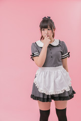 清楚系メイドコスプレ 考え中