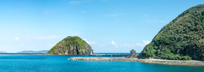 Gardinen Die Insel Tokashiki als Teil der Kerama Inselgruppe auf Okinawa, Japan  © eyetronic