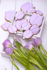 Gingerbread cookies in the shape of flower