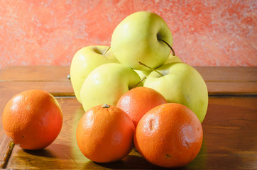 composition of oranges and apples